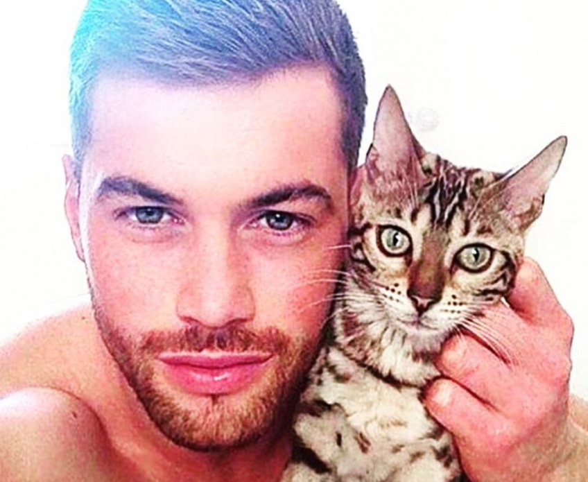 Hotdudeswithkittens : plus besoin de choisir entre un beau mec et un chat !