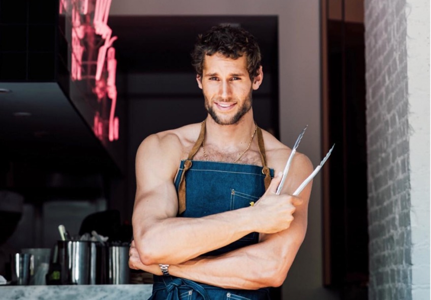 Ce cuisinier sexy va vous donner envie de faire la cuisine