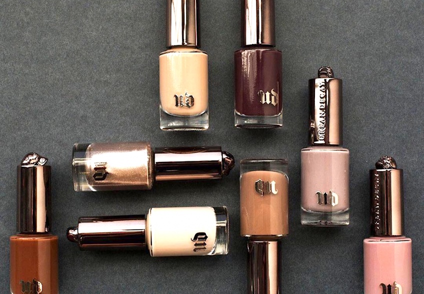Urban Decay sort une gamme de vernis à ongles NAKED