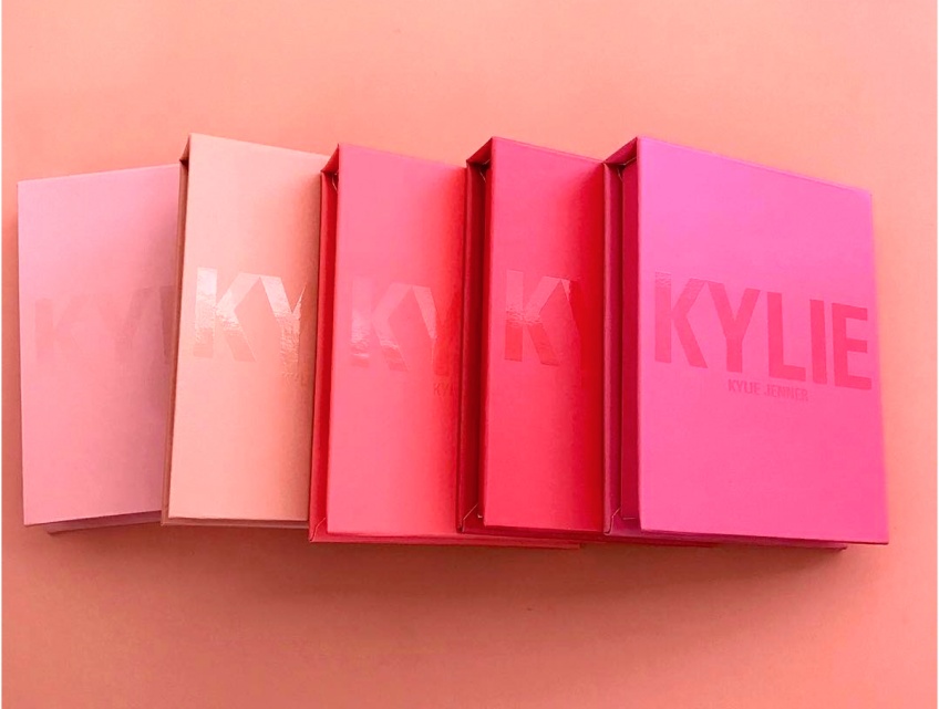 Kylie Jenner dévoile de nouveaux blushs mats et pigmentés pour Kylie Cosmetics