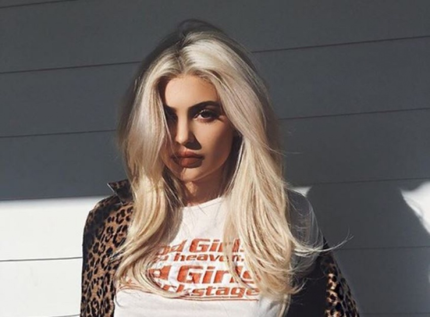 ALERTE : Kylie Jenner sort une nouvelle collection de make-up pour célébrer ses 20 ans