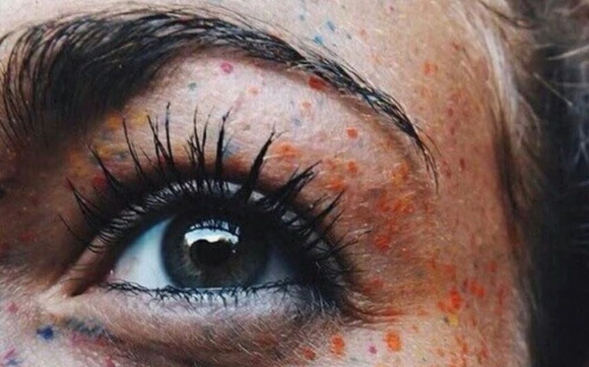 Sunset Eye : La nouvelle tendance make-up adoptée par les stars