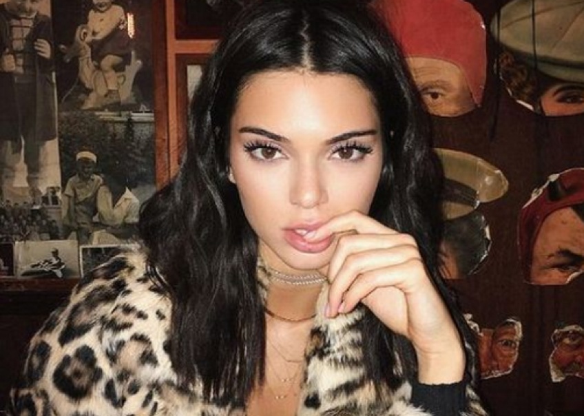 ALERTE : Kendall Jenner partage sa routine make-up à essayer d'urgence