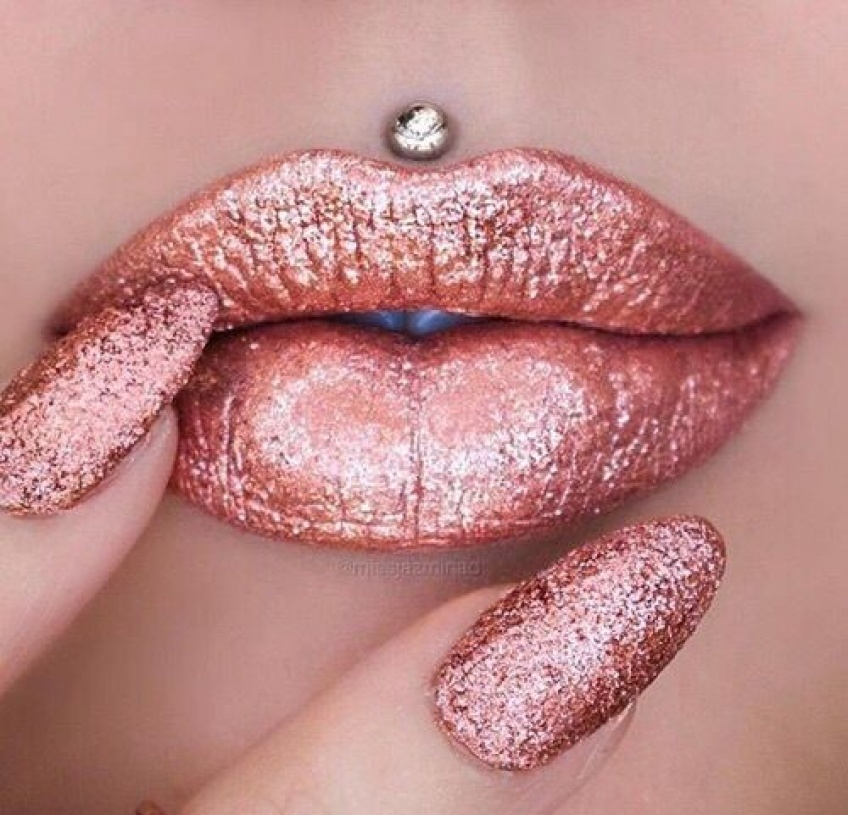 La tendance rose gold s'invite enfin sur nos lèvres pour 2018