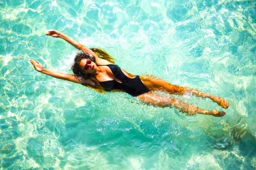 Healthyzone #17 : 10 équipements de natation pour vous sentir comme un poisson dans l’eau !