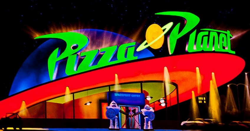 Disneyland ouvre une pizzeria Pizza Planet tout droit sortie de Toy Story !