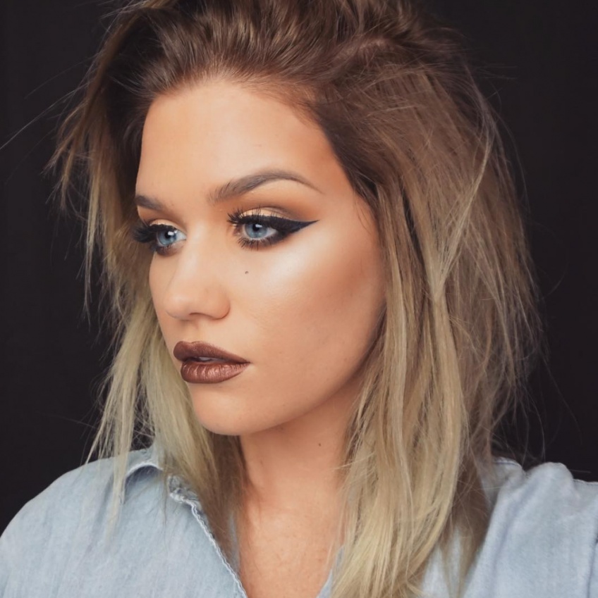 20 inspirations de make-up avec un lipstick brun