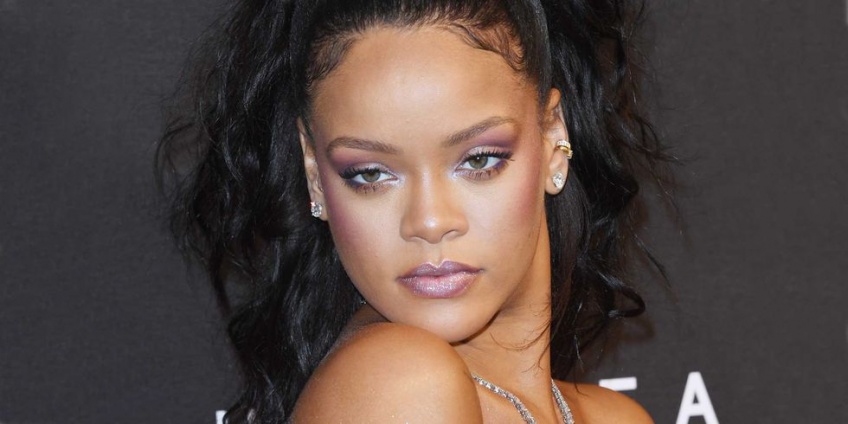 Rihanna lance sa marque de lingerie !
