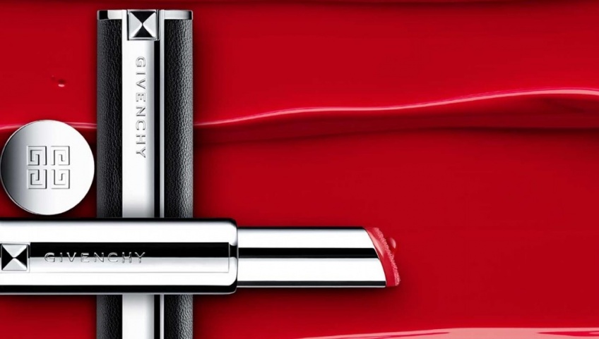 Le Rouge Liquide de Givenchy : le nouveau lipstick qui vous réserve des surprises !