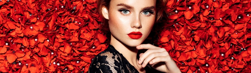 Les lipsticks rouges parfaits pour sublimer son teint hâlé