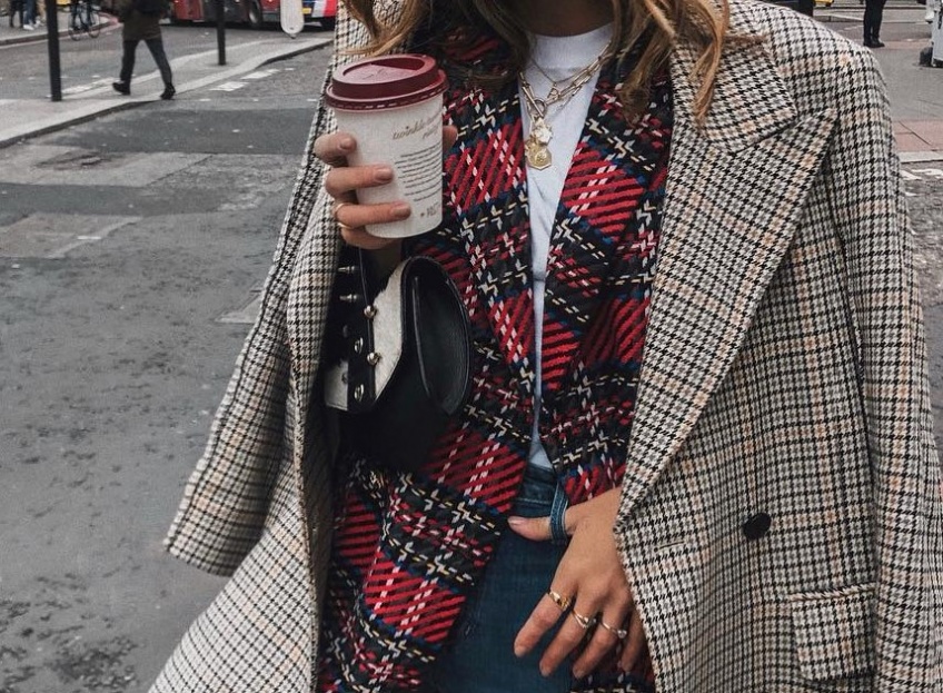 Les looks sublimes repérés sur Instagram pour superposer ses vêtements comme une pro cet hiver