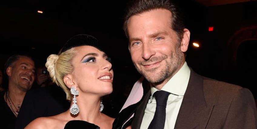 Lady Gaga et Bradley Cooper fans tweets amour
