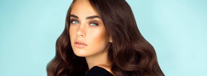 35 idées de make-up pour les yeux bleus