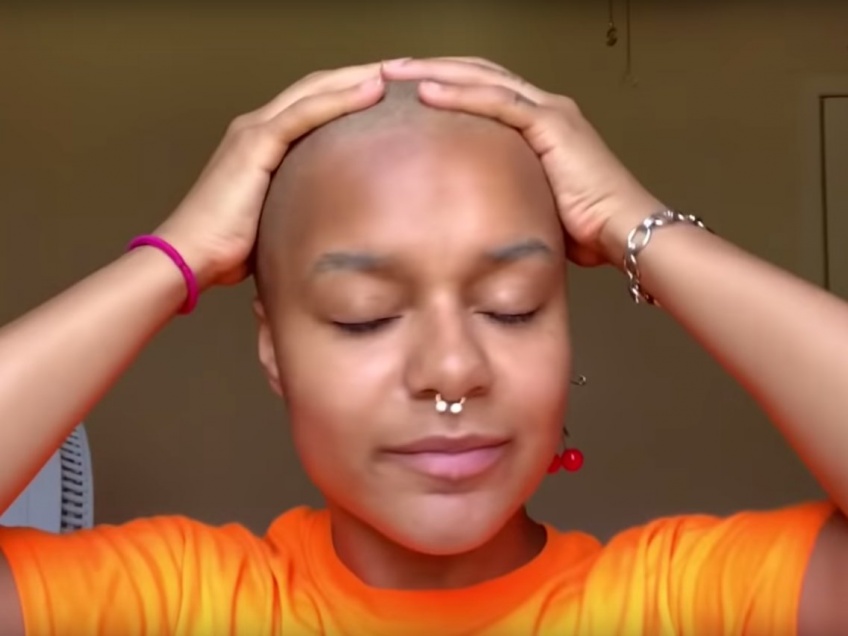 Une instagrameuse perd tous ses cheveux en voulant les décolorer !