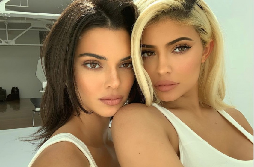 Kendall Jenner annonce une prochaine collaboration make-up avec sa soeur Kylie !