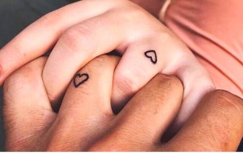 20 idées de tatouages à faire en couple pour se prouver son amour éternel !