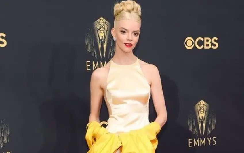 Emmy Awards 2021 : les plus belles tenues vues sur le tapis rouge