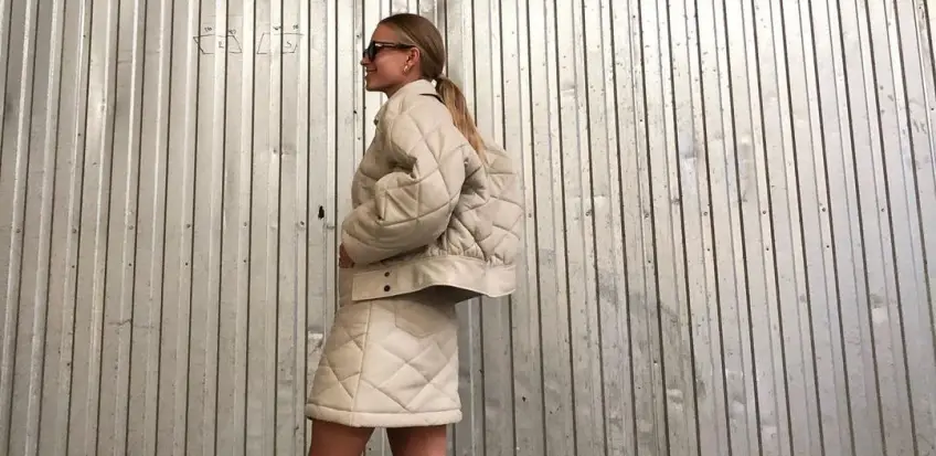 Les looks repérés sur Instagram pour continuer à porter la jupe en automne