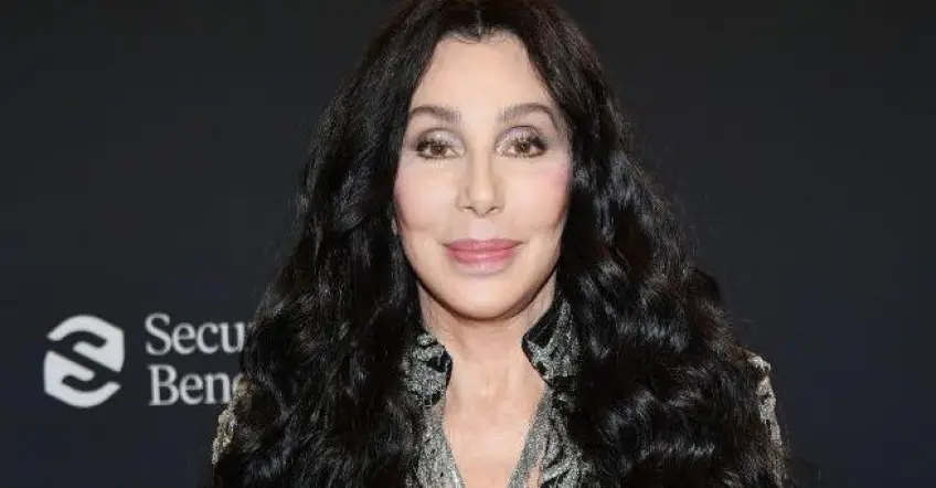 Cher, 75 ans, refuse d'avoir les cheveux gris !