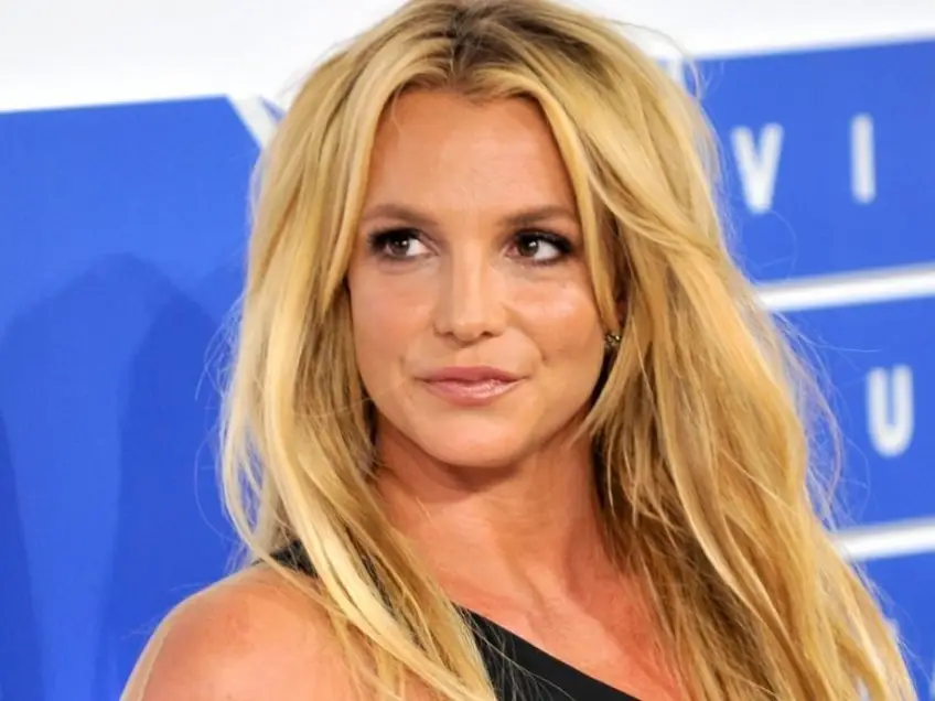 Britney Spears s’est de nouveau rasé la tête sur Instagram !