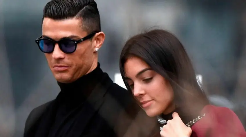 Cristiano Ronaldo et Georgina annoncent la perte d'un de leurs bébés pendant l'accouchement