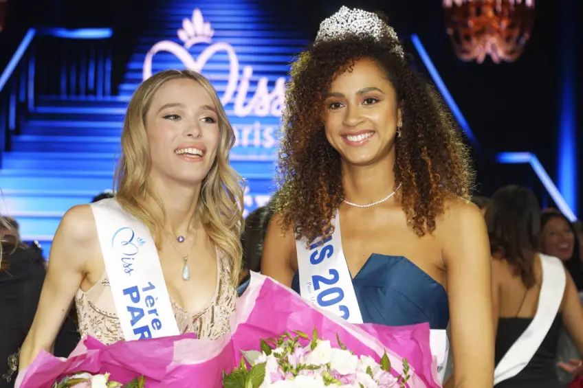 Andrea Furet, élue première dauphine de Miss Paris 2022 !