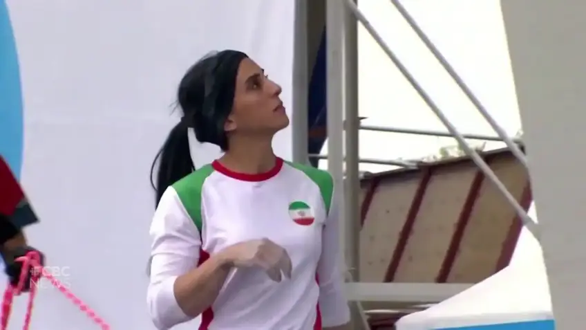 Iran : Elnaz Rekabi, menacée par le gouvernement pour avoir concouru sans voile en compétition