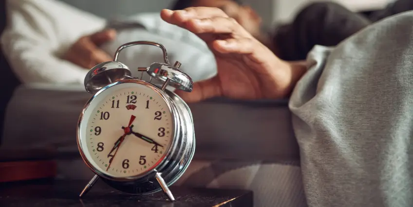 Pourquoi faut-il désactiver la fonction "snooze" de notre réveil ?