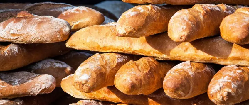 La baguette de pain française inscrite au patrimoine culturel immatériel de l'humanité par l'UNESCO