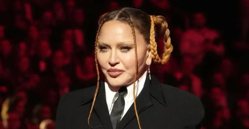 Grammy Awards : Madonna répond aux comentaires sur son apparence !