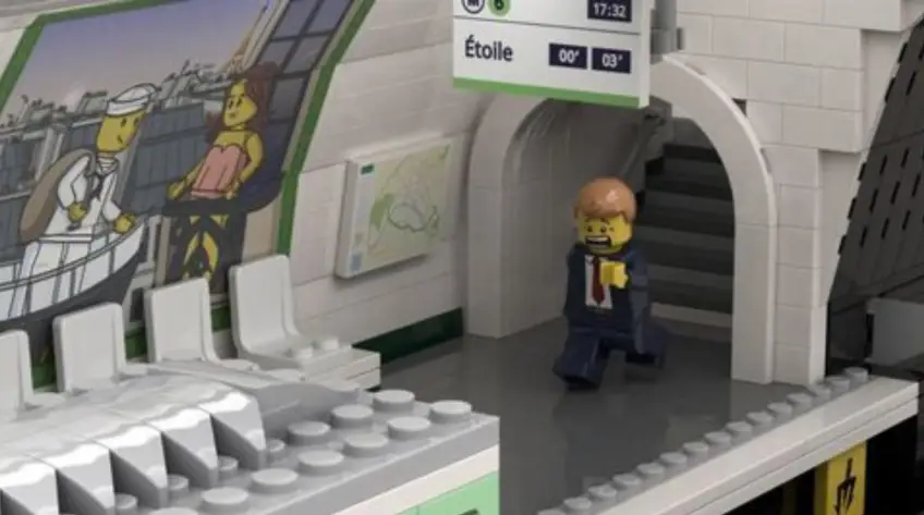 Bientôt une boîte de Lego façon station de métro parisien ?