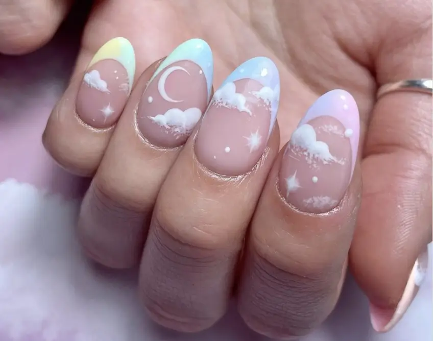 "Cloud Nails" : Cette manucure tendance et épurée sera sur tous les ongles au printemps !
