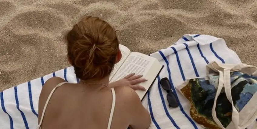 The Spanish Love Deception, le livre que l'on va adorer lire à la plage cet été