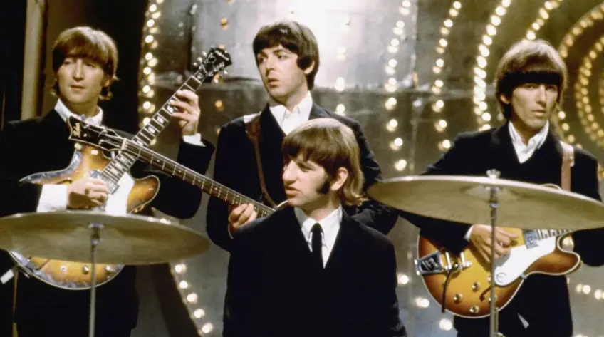 La voix de John Lennon reconstituée par une IA pour une nouvelle chanson inédite des Beatles !