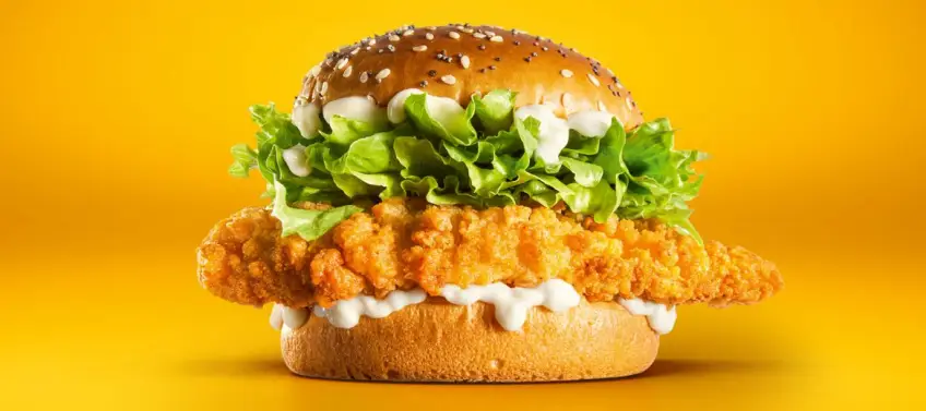 McDonald's lance le McCrispy, le burger que l'on va adorer manger tout l'été