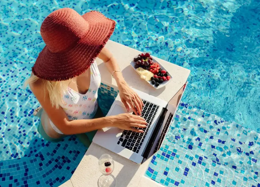 5 réflexes à adopter cet été pour (vraiment) déconnecter du travail pendant les vacances