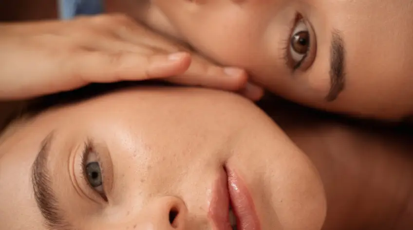 Le Baby Botox : La nouvelle tendance chez les trentenaires pour se donner un coup d’éclat!