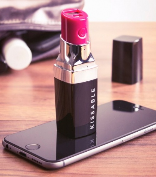 Chargeur externe design lipstick