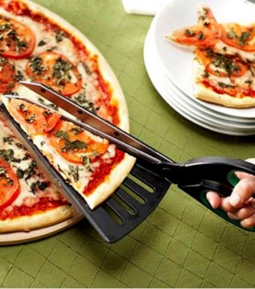 Coupe pizza ciseaux