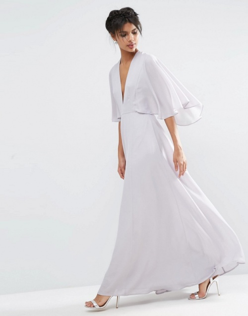 robe cape blanche