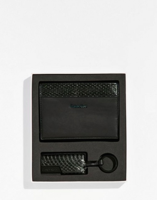 Calvin Klein - Etui de passeport et porte-clés