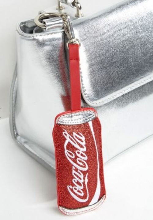 Skinnydip - breloque Coca-Cola pour sac 