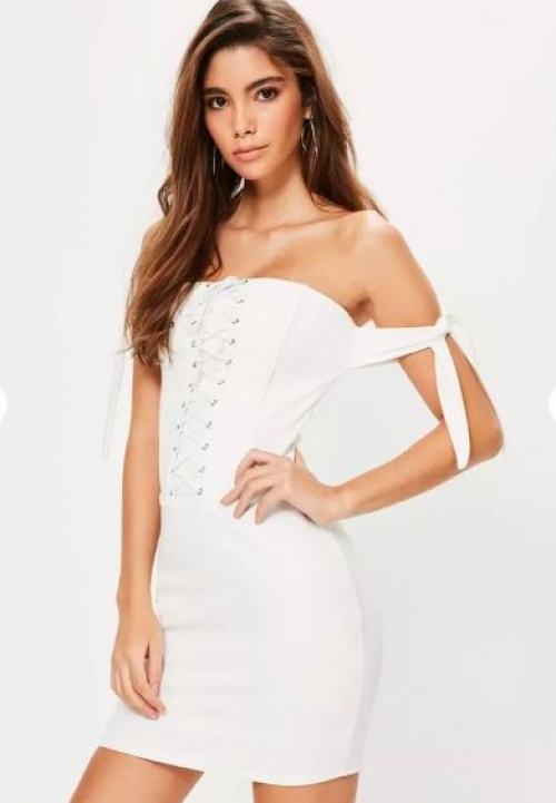 Missguided - Robe lacée