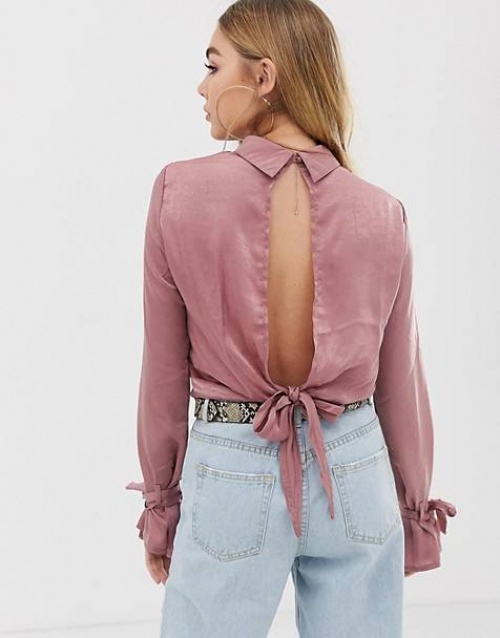 Pretty Little Thing - Blouse dos nus