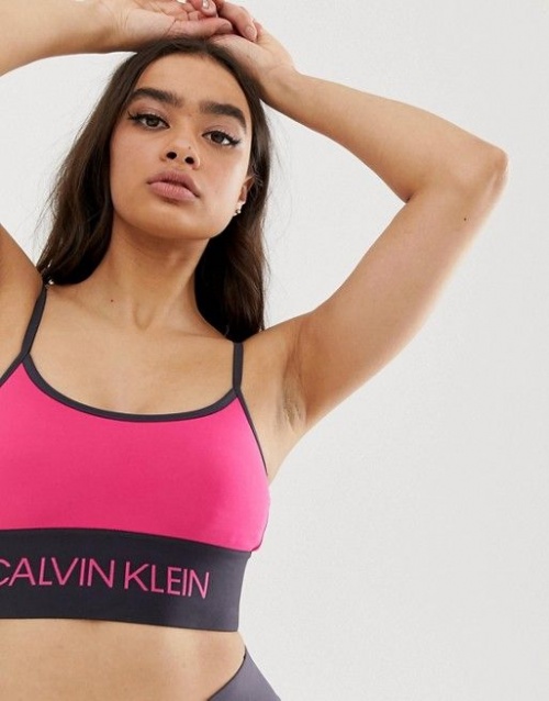 Calvin Klein Performance - Brassière rose avec logo
