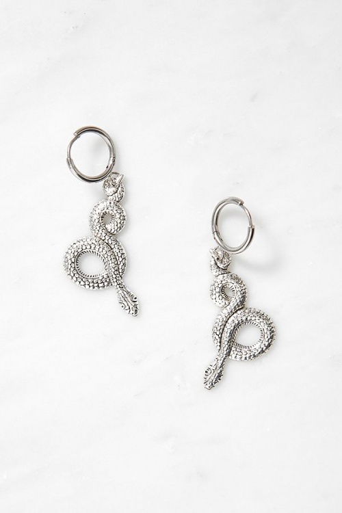 Urban Outfitters - Boucles serpent