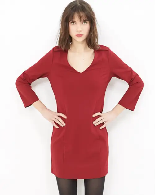 IKKS - Robe rouge profond à épaulettes boutonnées femme