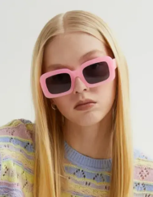H&M - lunettes de soleil 