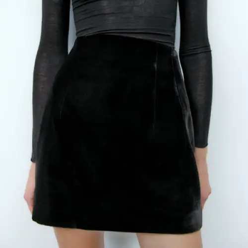Zara - Mini jupe en velours