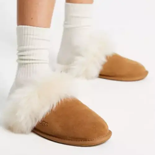 UGG - Scuff Sis - Chaussons - Châtaigne